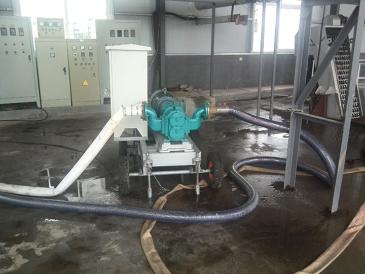 自吸式移動(dòng)轉(zhuǎn)子泵可以應(yīng)用在哪里？